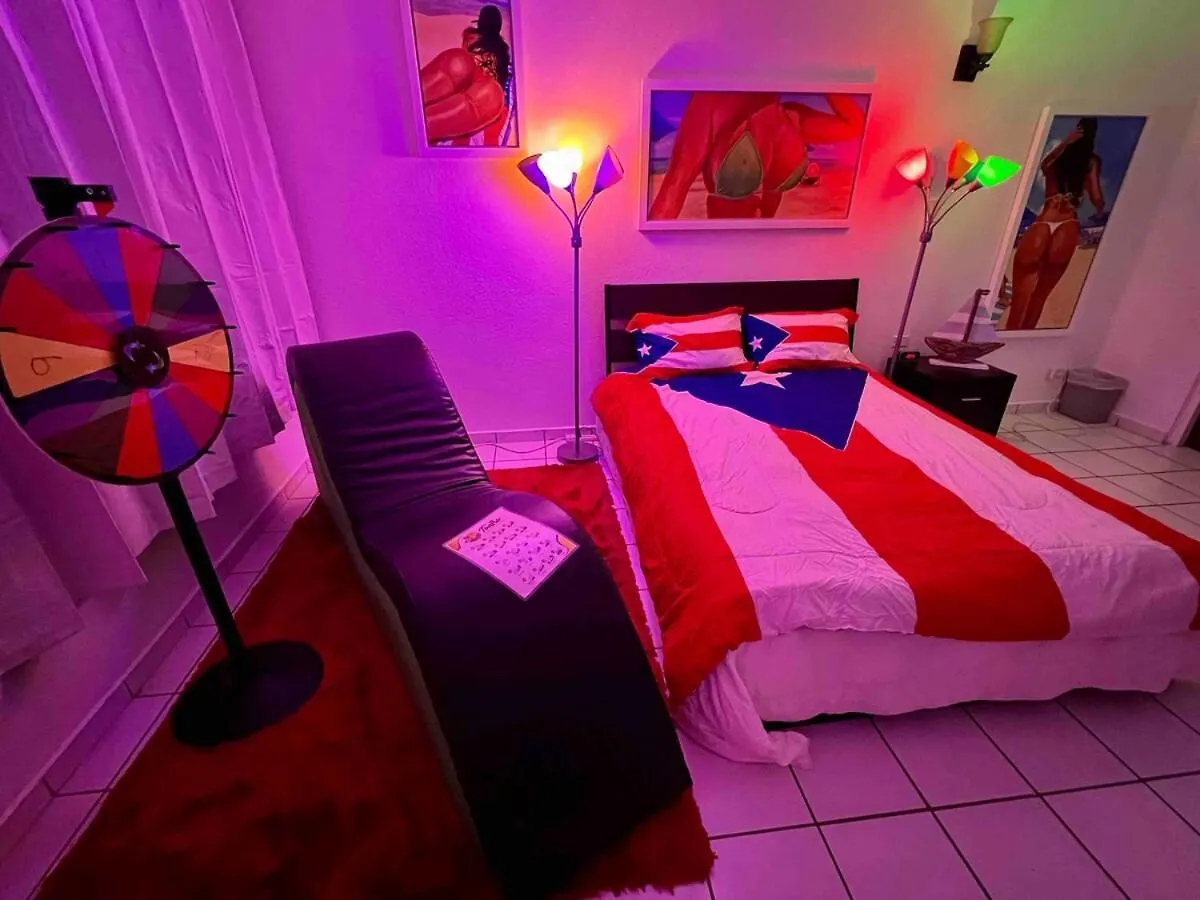 Condado Beachfront Tantra Apartment San Juan