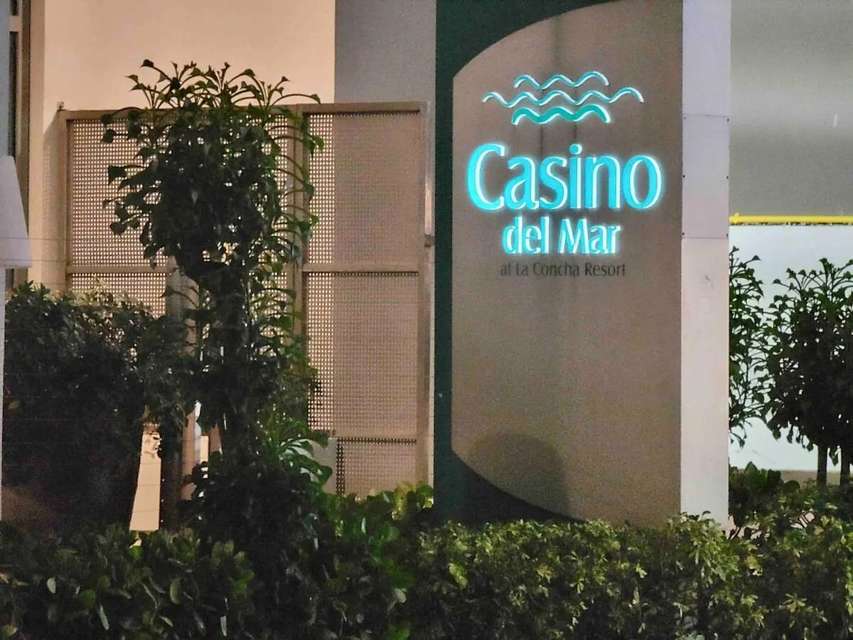 Condado Beachfront Tantra Apartment San Juan